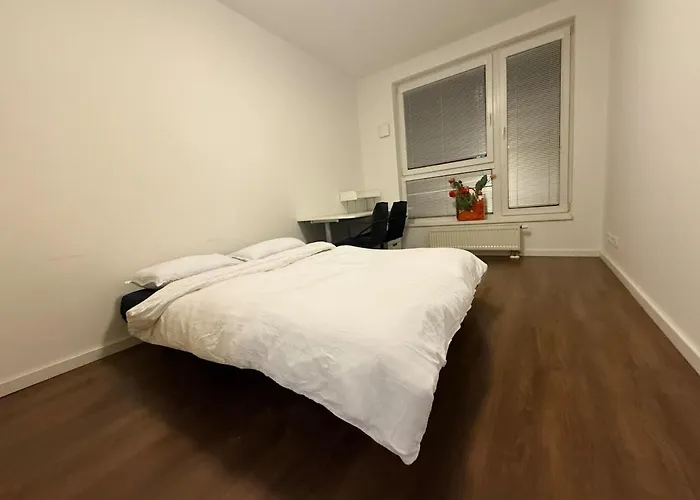 Apartmán 2 Bedroom With Great Location And Air Conditioning And Parking