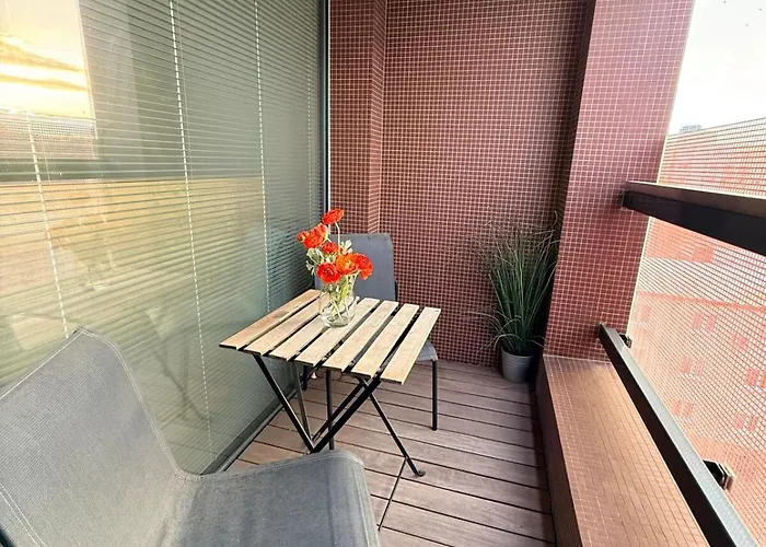 2 Bedroom With Great Location And Air Conditioning And Parking Appartement Bratislava
